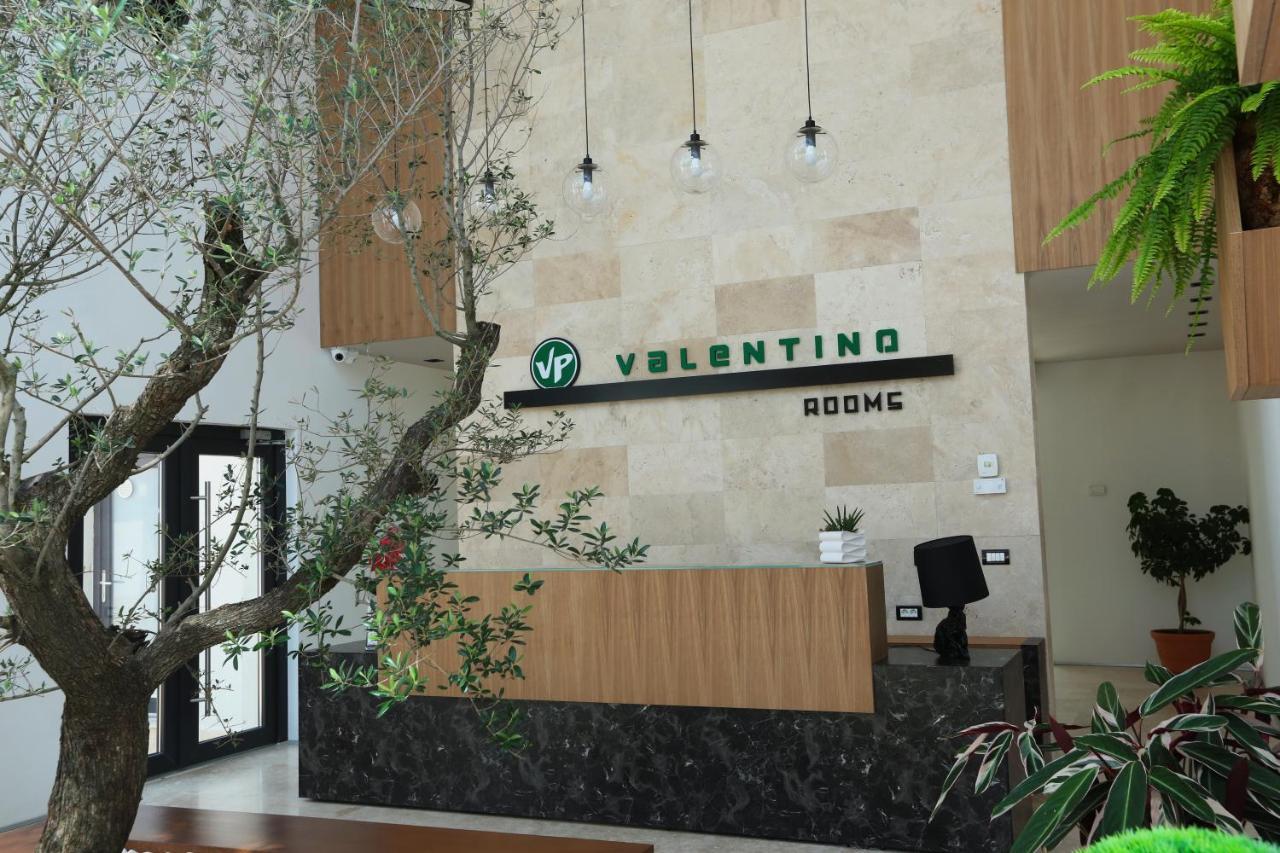 Valentino Rooms Focşani Extérieur photo