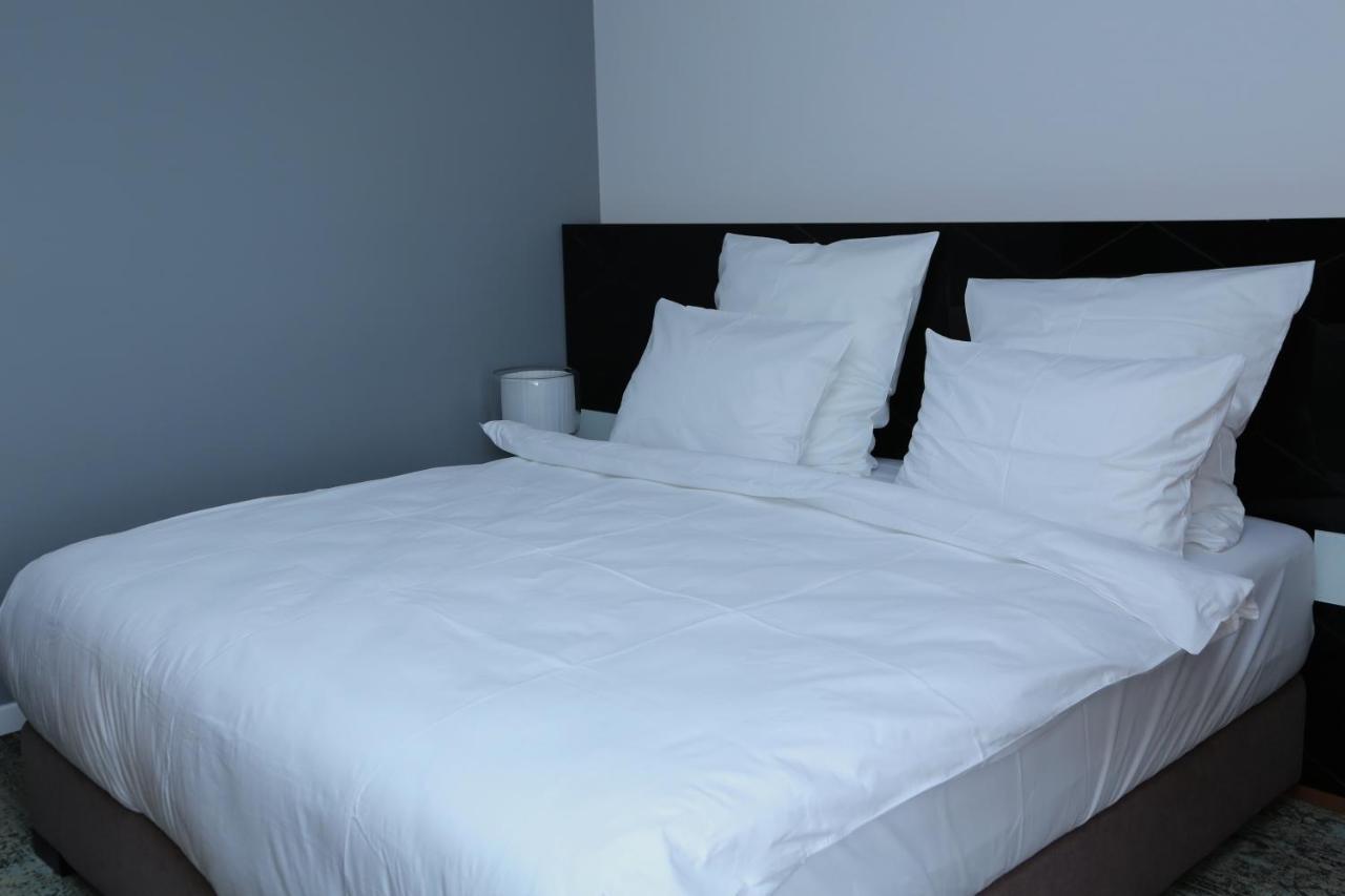 Valentino Rooms Focşani Extérieur photo
